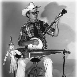 Royer's One Man Band Performing Spring 2013