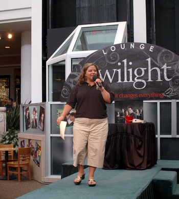 Electirc 102.7's Libby Jo addresses all the Twilight fans. 